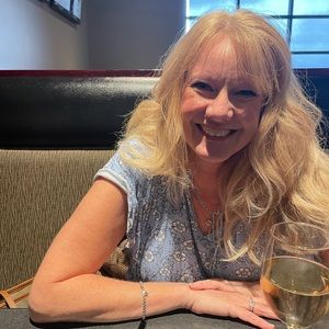 Meet your Posher, Jen